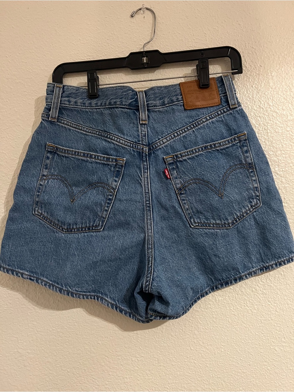 Levi's High-Waist Blue Denim Shorts - Picture 2 of 6